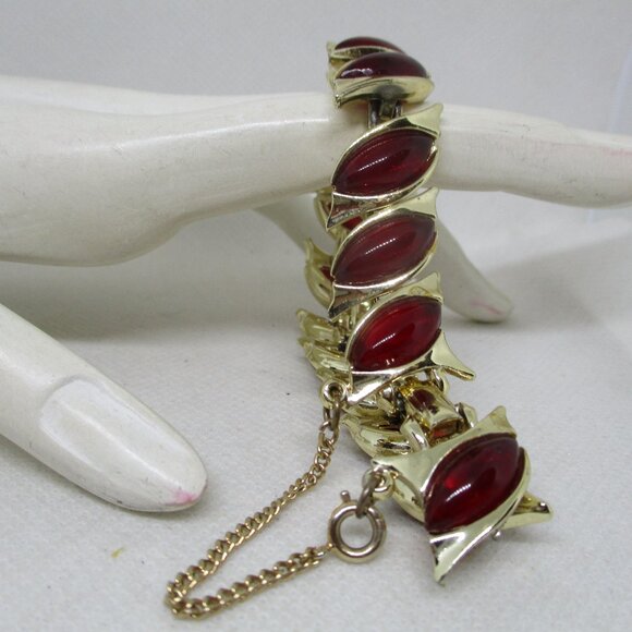 1950s Glass Cabochon Sectional Bracelet Clear Red Glass Gold Tone Metal Bracelet - Picture 1 of 9